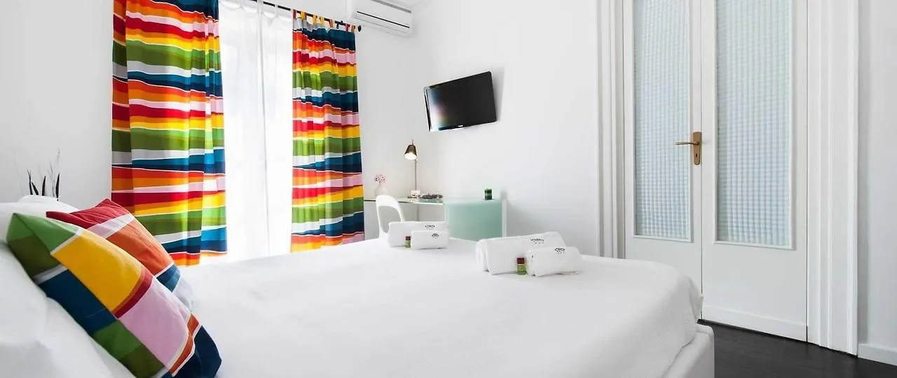 White Bed and Breakfast Palermo Bed & Breakfast